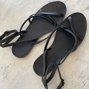 Madewell Boardwalk ankle strap sandals.